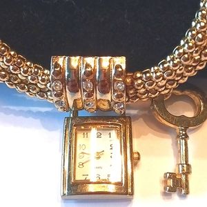 VINTAGE Watch Bracelet Uniquely Designed Charms Gold Tone